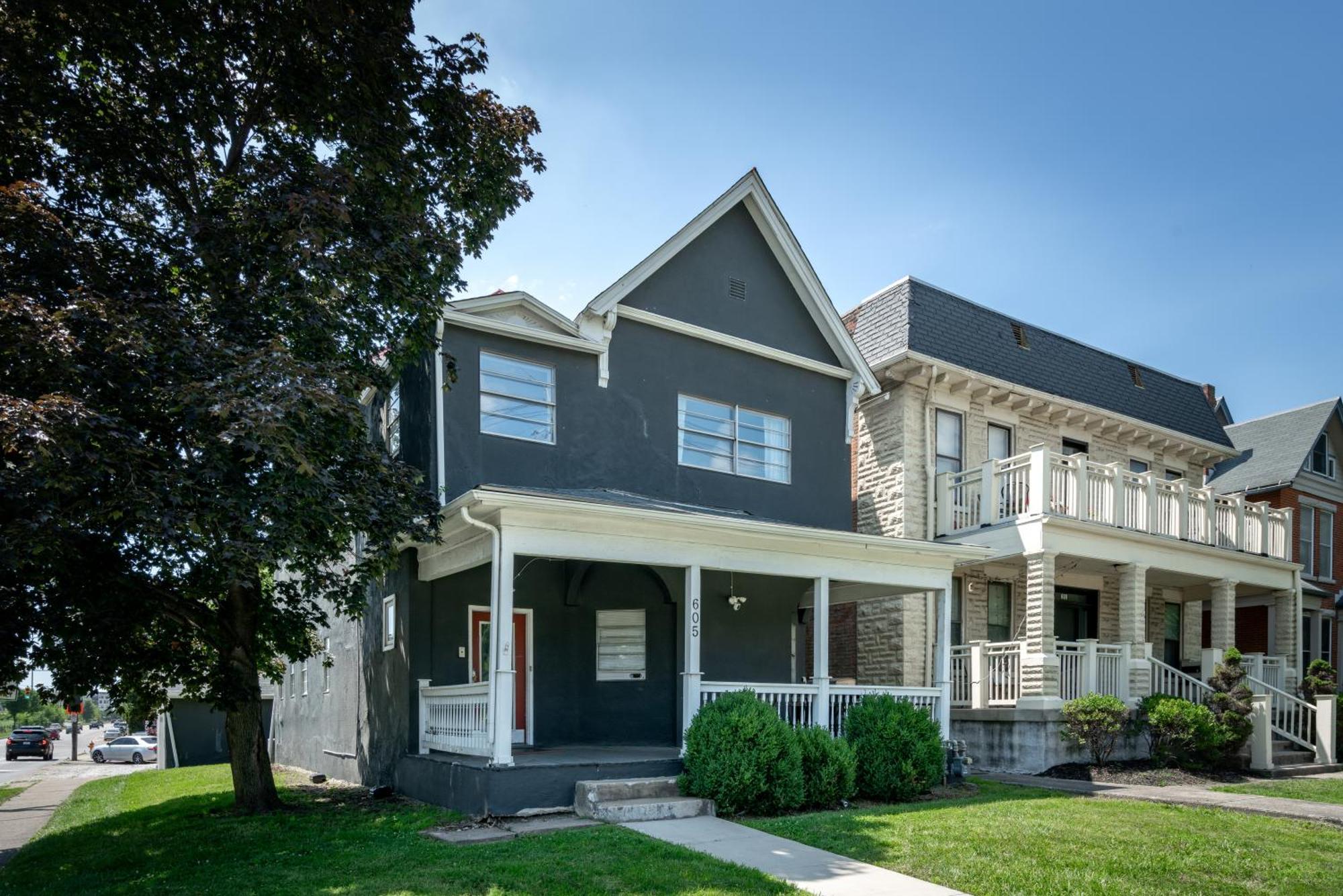 Short North Convention Private Parking Pets Columbus